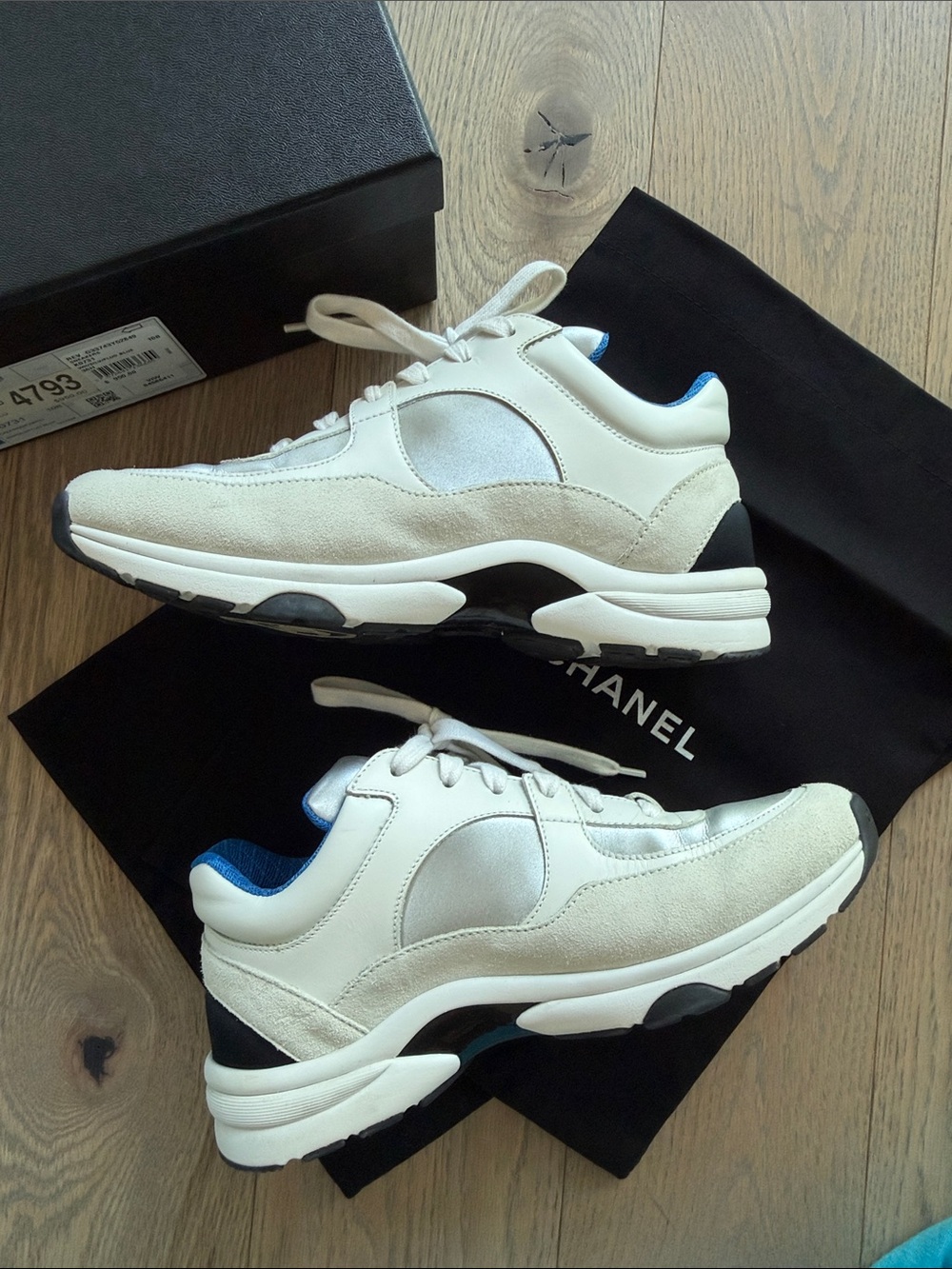 CHANEL White Leather Sneakers with Blue and Silver - Picture 4 of 9